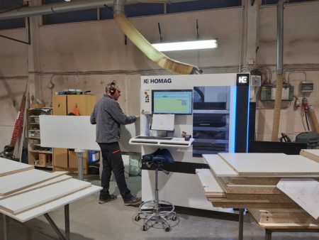 20210204080911 | Projecta Lakeus Designissa Homag Drillteq V 200